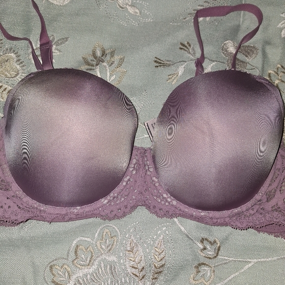 All Bras: Buy 1, Get 1 Free - Picture 3 of 9
